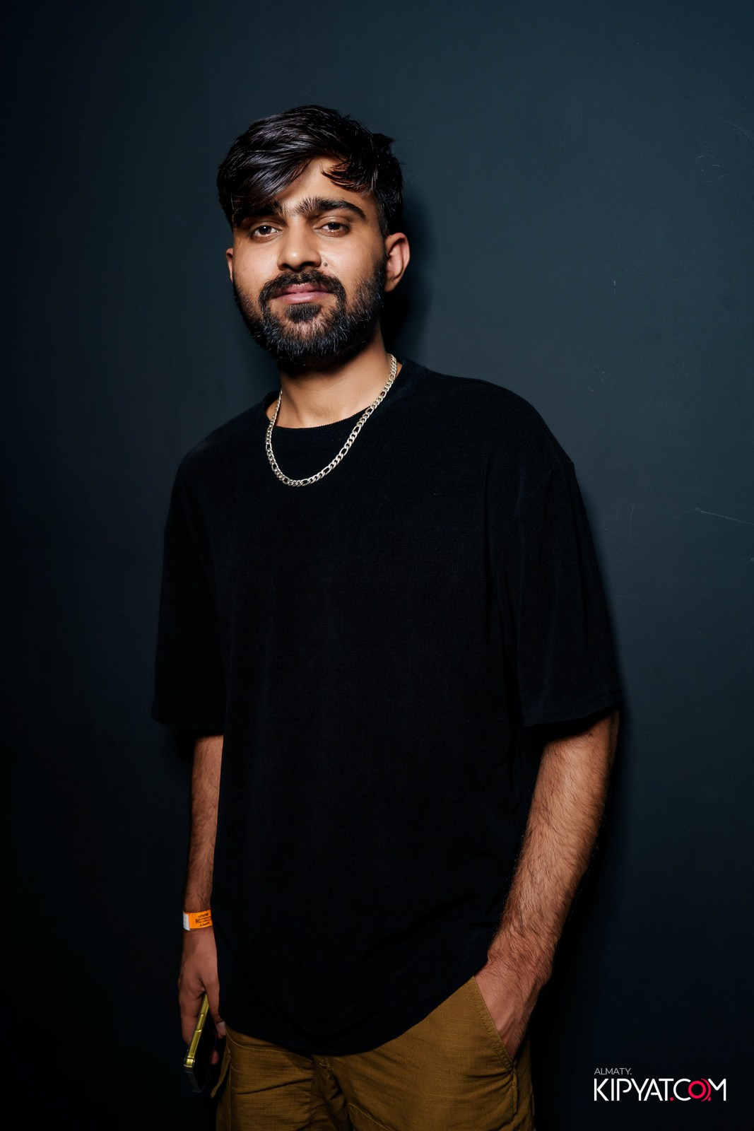 UYAT EMES BAR. КИПЯТКОМ АЛМАТЫ!