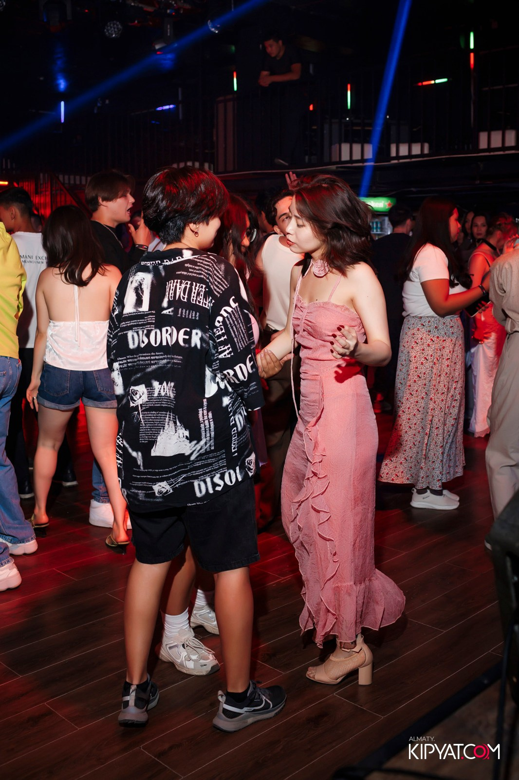 НОЧНОЙ КЛУБ ICON. КИПЯТКОМ АЛМАТЫ!