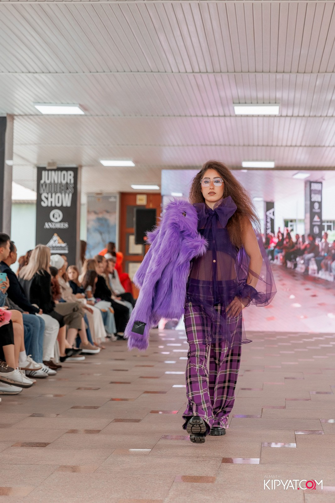 JUNIOR FASHION SHOW. КИПЯТКОМ АЛМАТЫ!