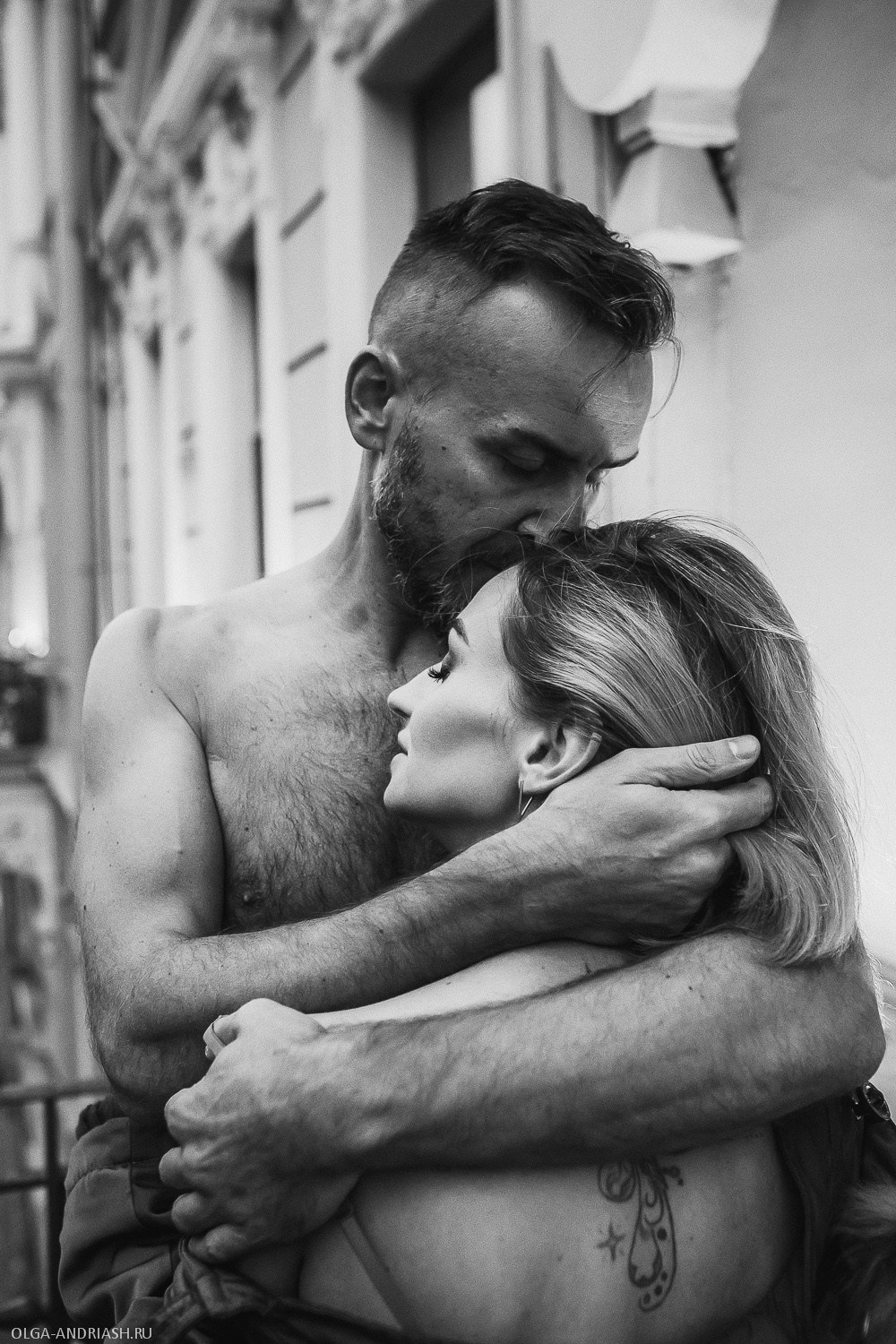 Страстная история в отеле. Семейный, портретный и свадебный фотограф в Санкт-Петербурге и Москве