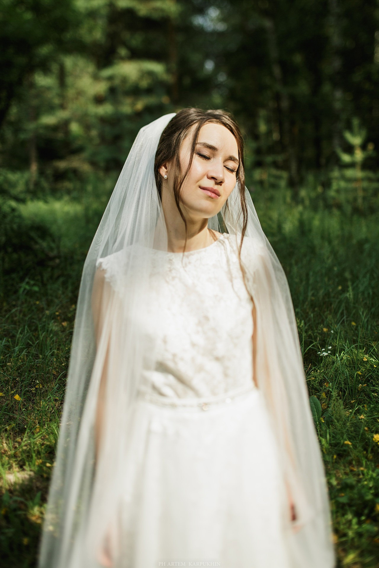 Вадим и Алена. Свадьба в Максимовке. Фотограф городских и семейных событий Артем Карпухин