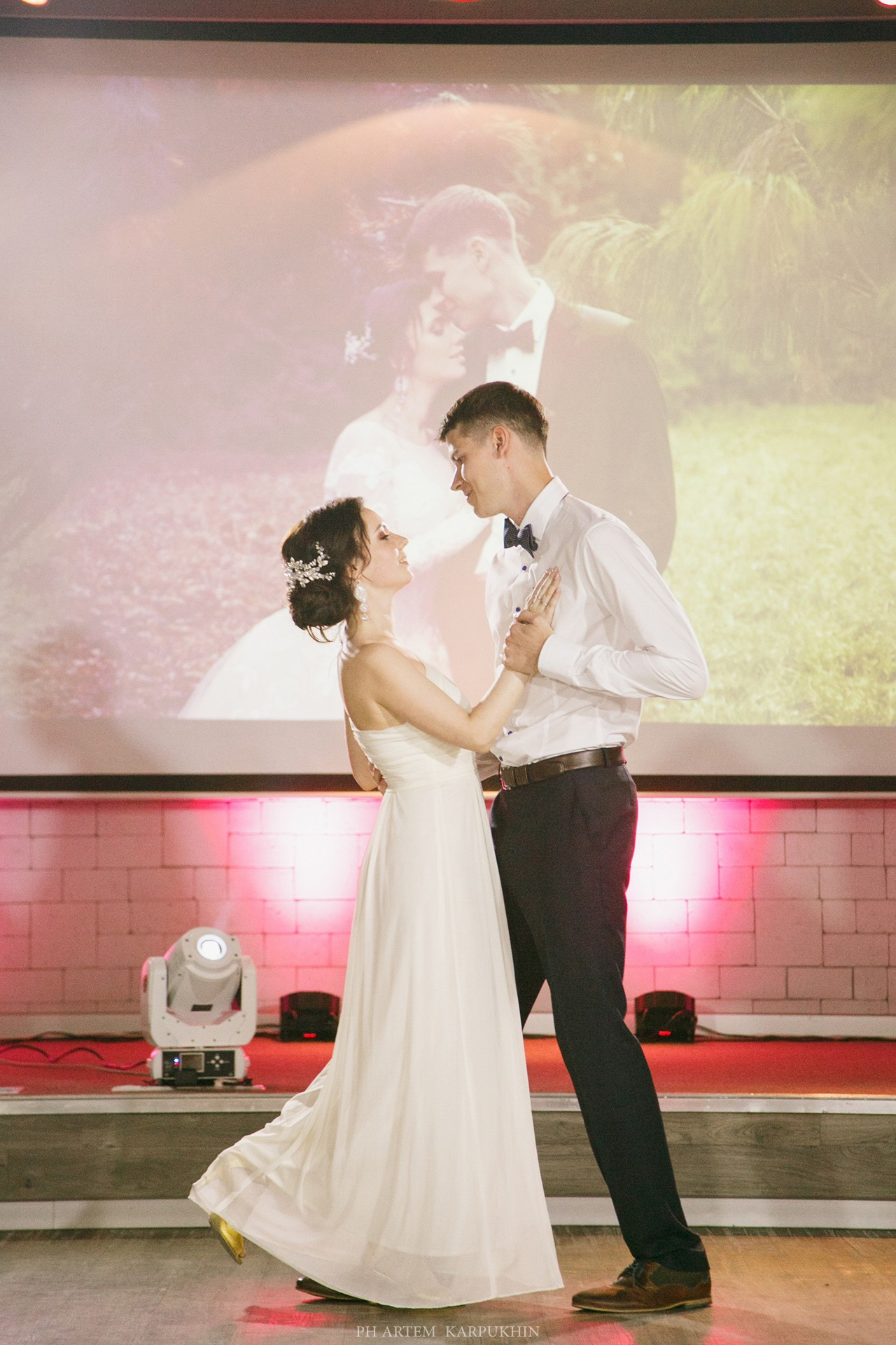 Никита и Ксения. Свадьба. Сентябрь 2018. Фотограф городских и семейных событий Артем Карпухин