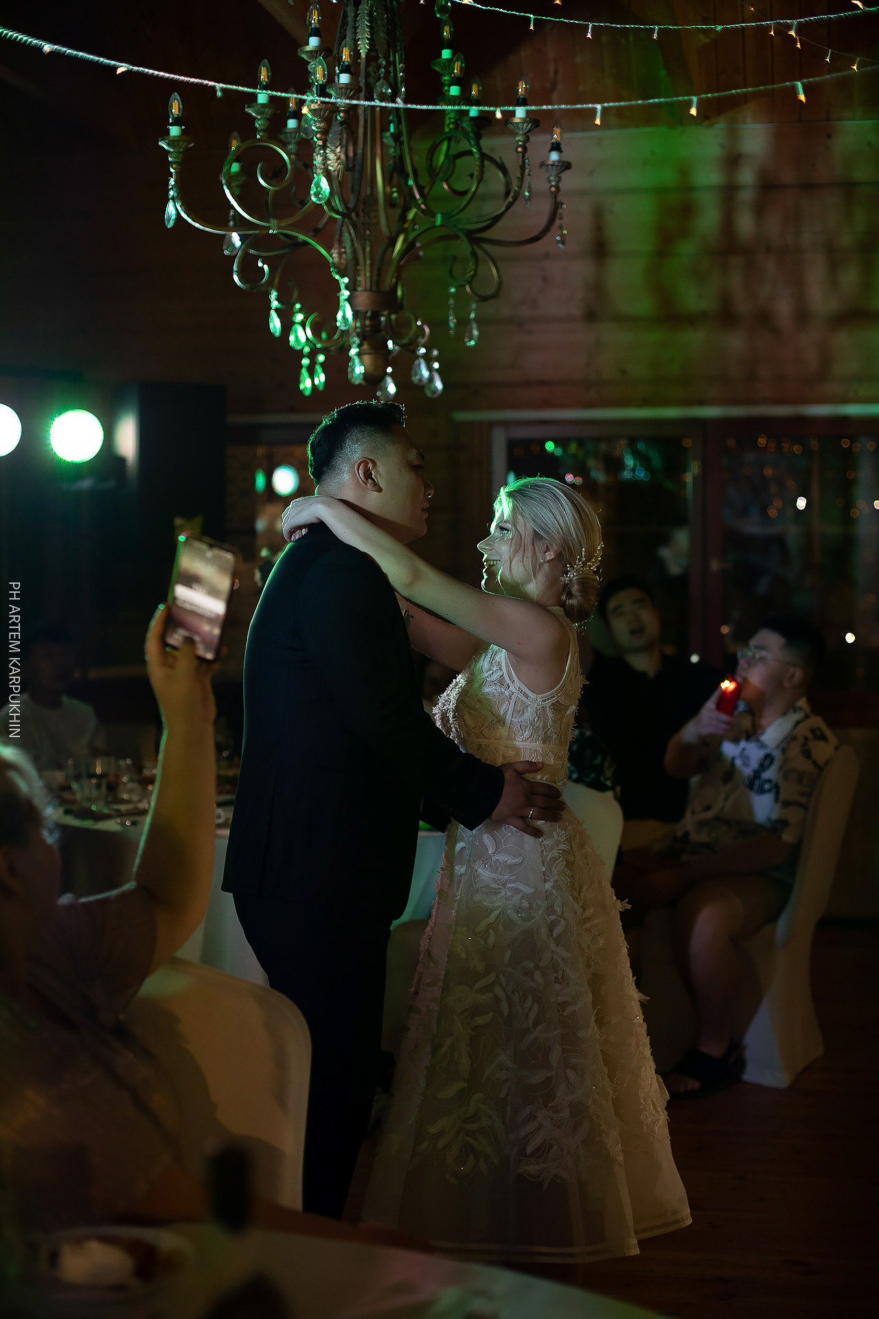 Свадебный день, фотограф в Выксе, база отдыха Металлург. Фотограф городских и семейных событий Артем Карпухин