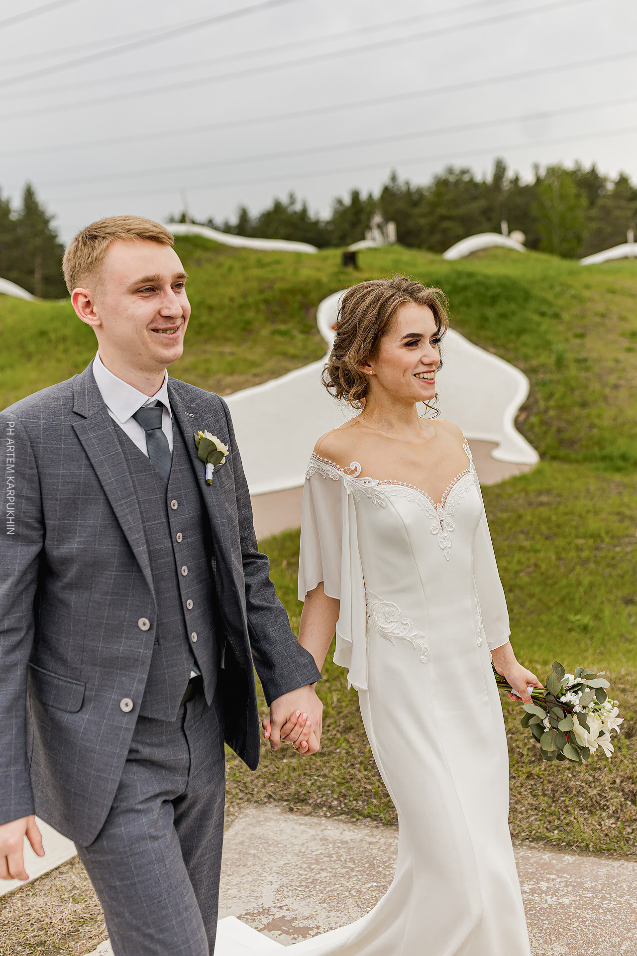 Свадебный день, фотограф в Муроме, Муромская слобода, Монти шатер. Фотограф городских и семейных событий Артем Карпухин
