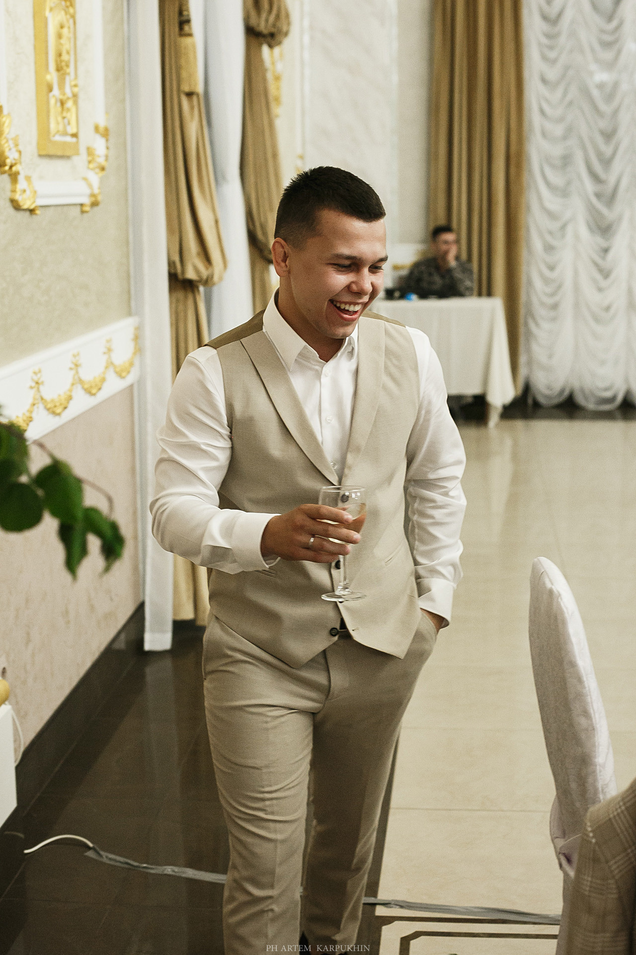 Свадебный день. Муром. Семен и Лиза. Август 2019. Фотограф городских и семейных событий Артем Карпухин