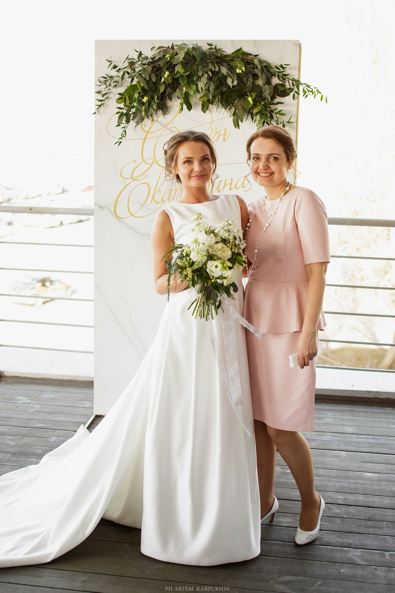 Семен и Катя. Весна 2017. Свадебный день. Фотограф городских и семейных событий Артем Карпухин