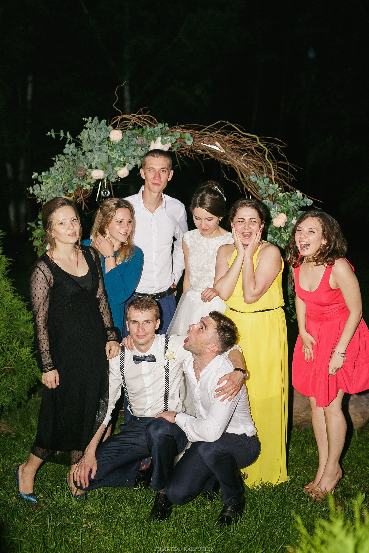 Вадим и Алена. Свадьба в Максимовке. Фотограф городских и семейных событий Артем Карпухин