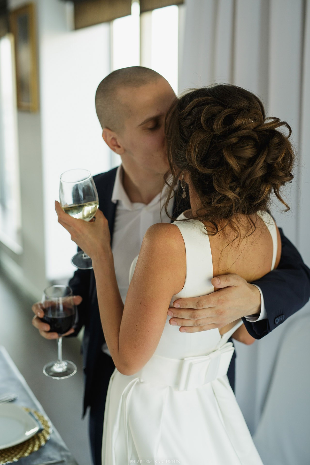 Семен и Катя. Весна 2017. Свадебный день. Фотограф городских и семейных событий Артем Карпухин