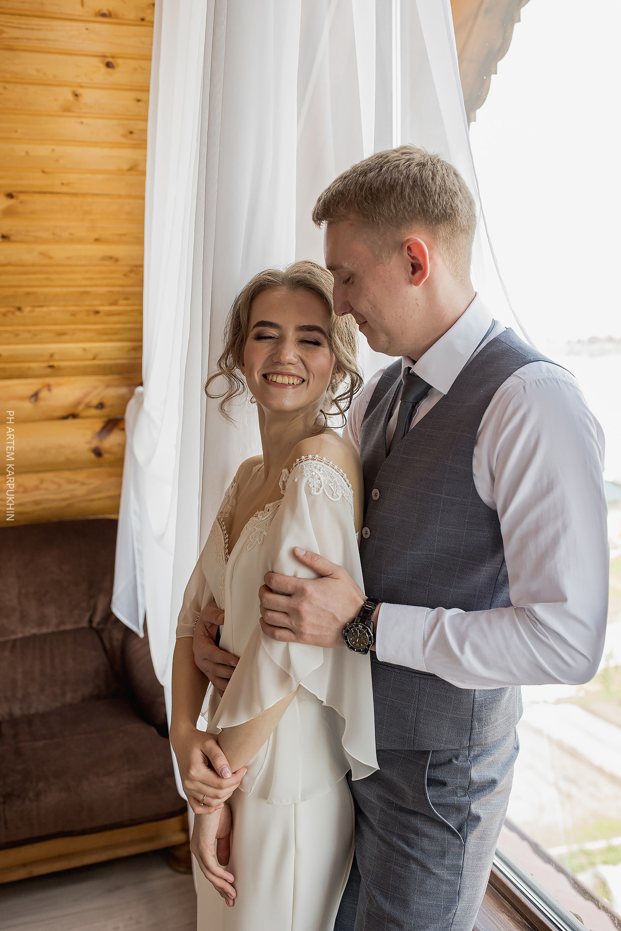 Свадебный день, фотограф в Муроме, Муромская слобода, Монти шатер. Фотограф городских и семейных событий Артем Карпухин