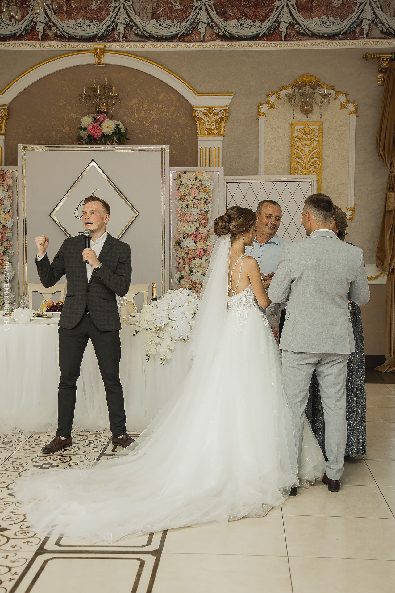 Алексей и Олеся. Фотограф городских и семейных событий Артем Карпухин