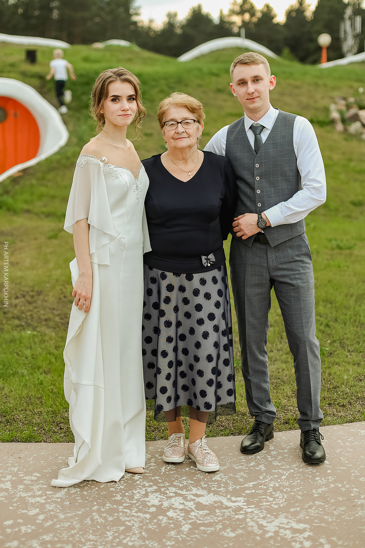 Свадебный день, фотограф в Муроме, Муромская слобода, Монти шатер. Фотограф городских и семейных событий Артем Карпухин