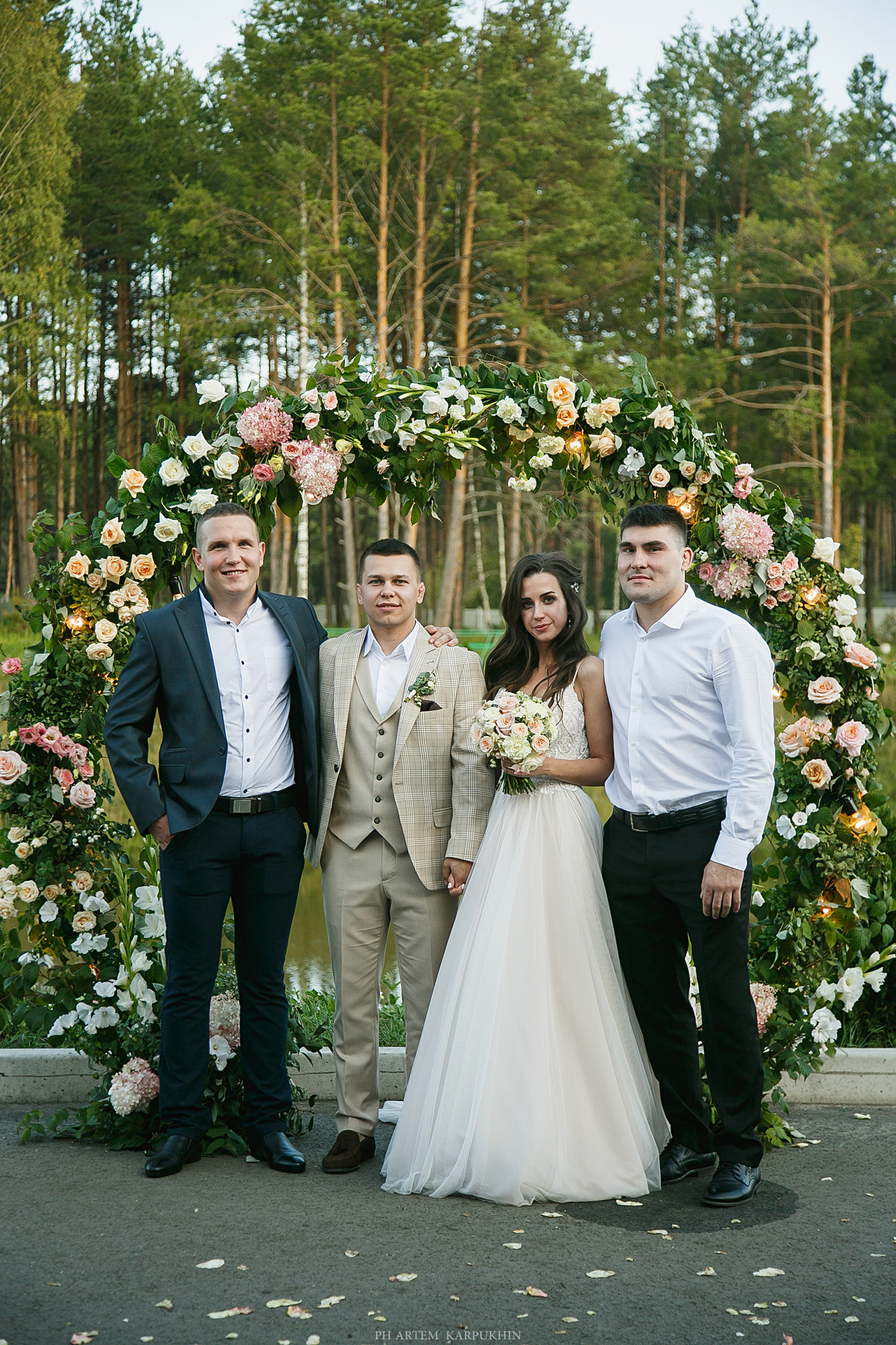 Свадебный день. Муром. Семен и Лиза. Август 2019. Фотограф городских и семейных событий Артем Карпухин