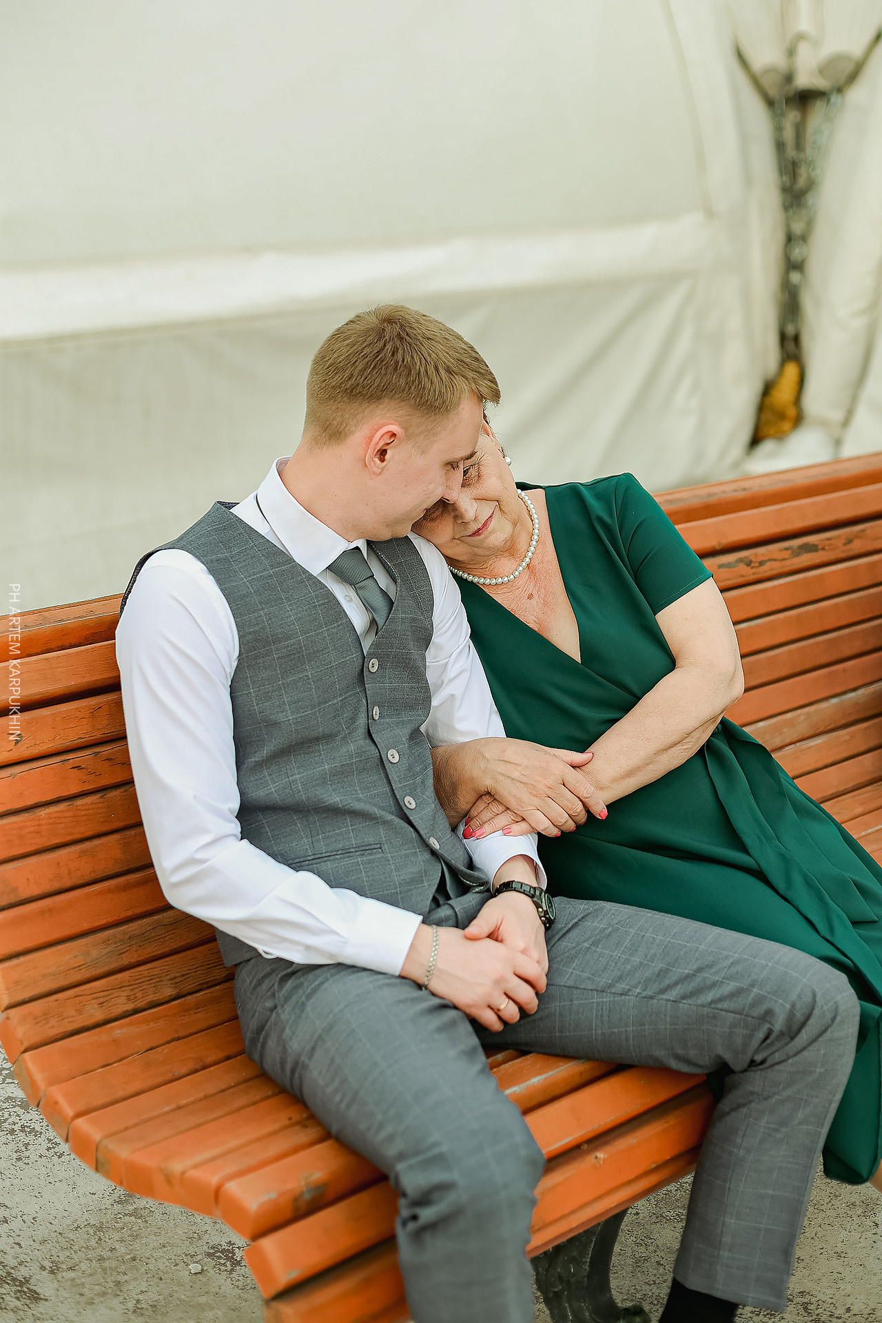 Свадебный день, фотограф в Муроме, Муромская слобода, Монти шатер. Фотограф городских и семейных событий Артем Карпухин