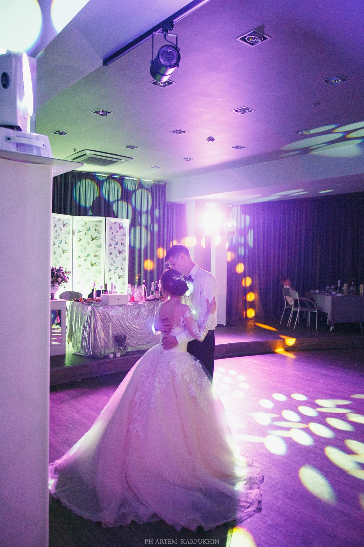 Никита и Ксения. Свадьба. Сентябрь 2018. Фотограф городских и семейных событий Артем Карпухин