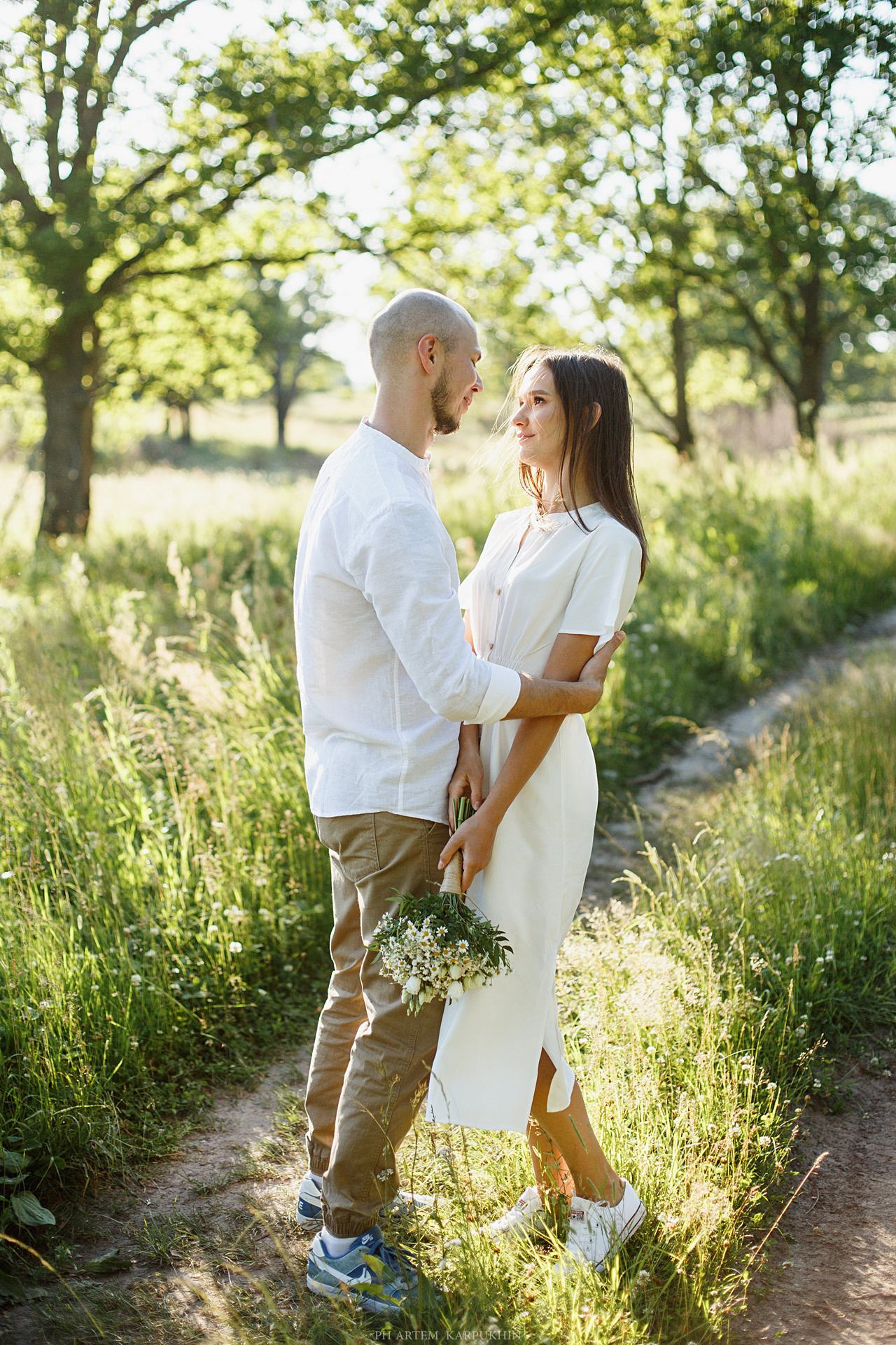 Дима и Надя. 2020. июнь. Прогулка. Фотограф городских и семейных событий Артем Карпухин