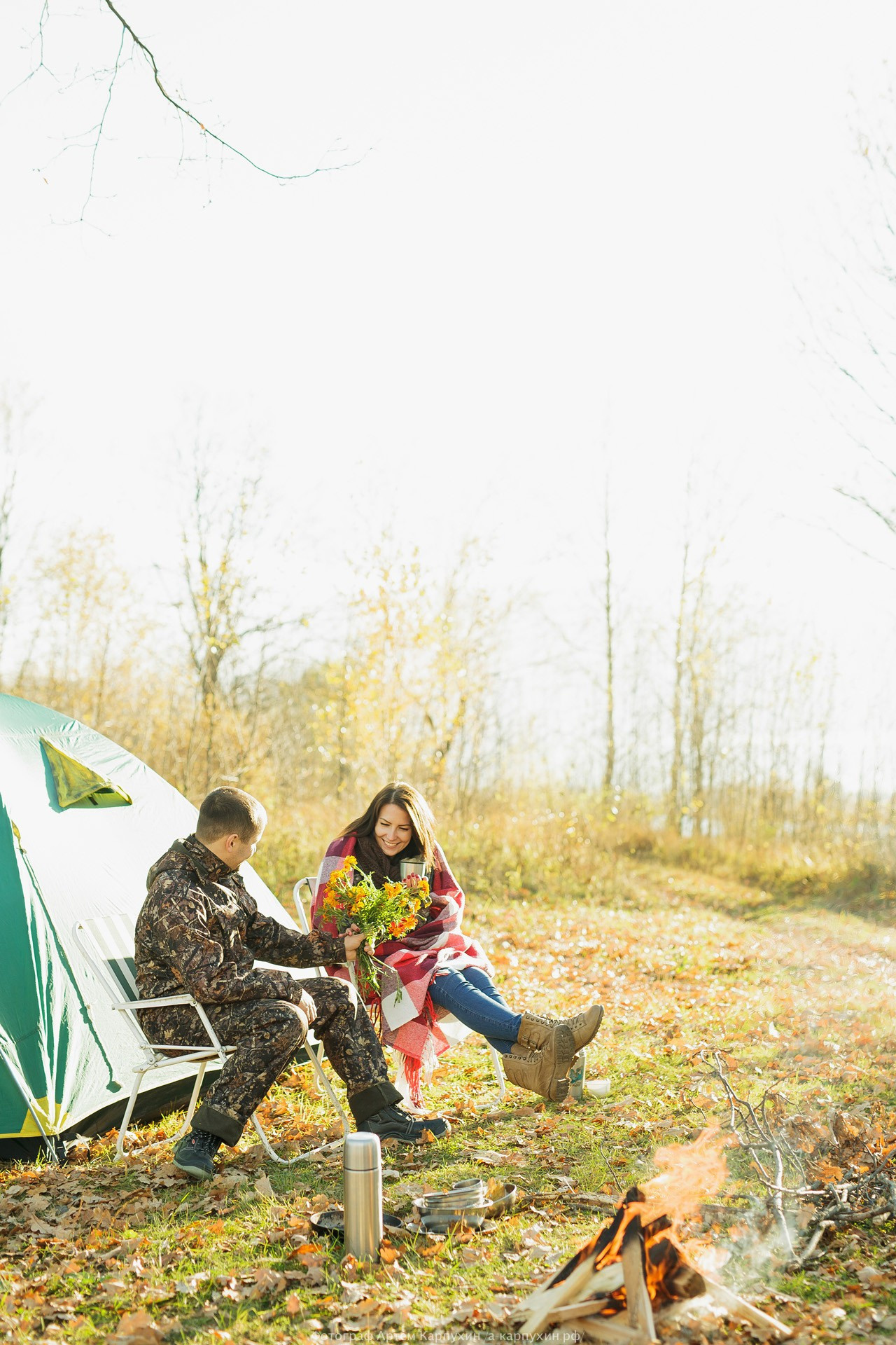 Пикник на краю осени. Коля и Женя. Октябрь 2016. Фотограф городских и семейных событий Артем Карпухин