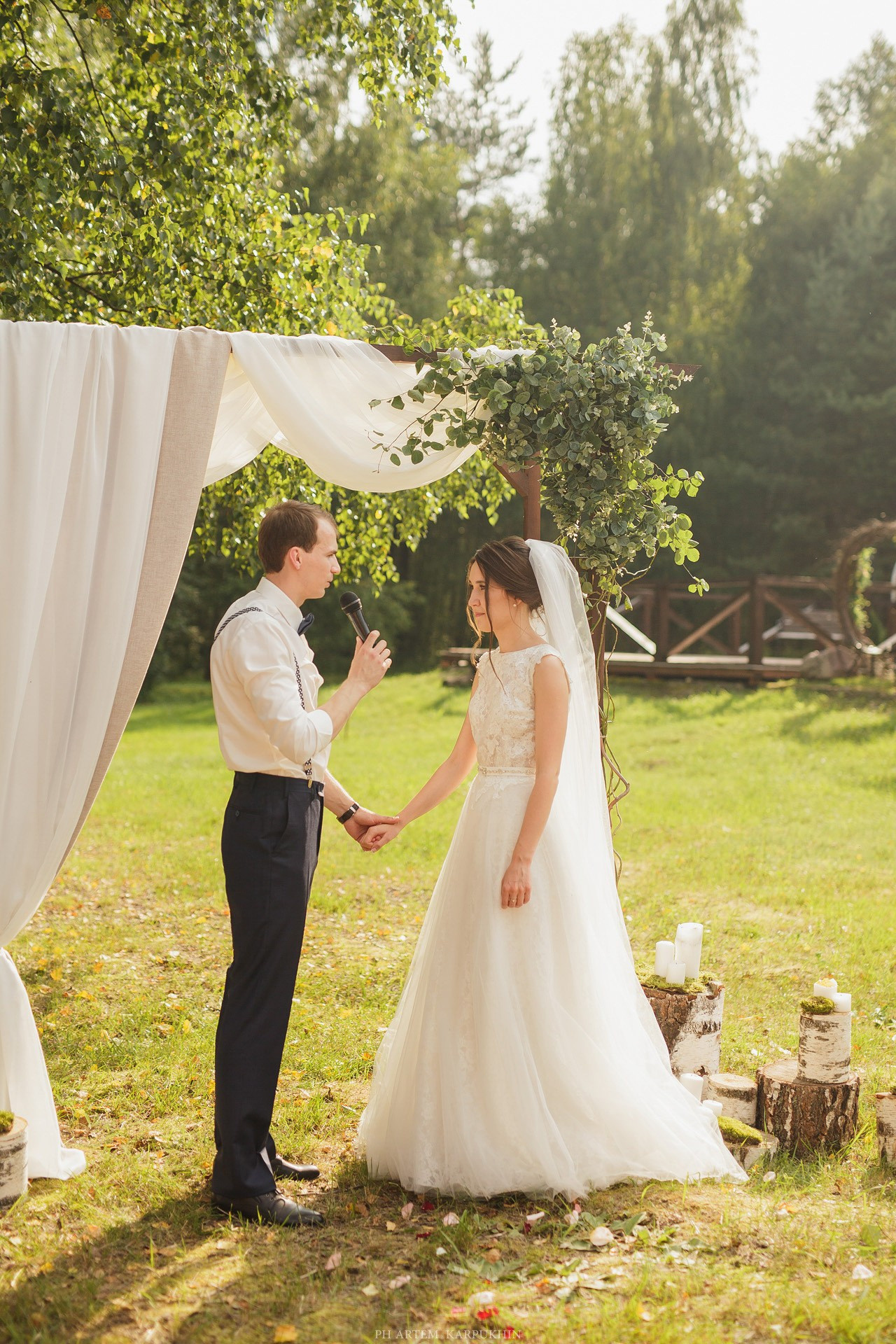 Вадим и Алена. Свадьба в Максимовке. Фотограф городских и семейных событий Артем Карпухин
