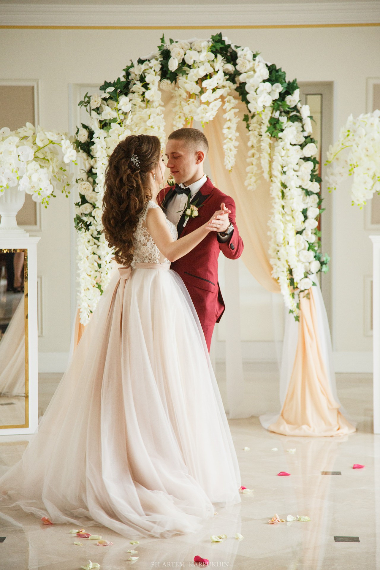 Дима и Даша. Свадьба. Сентябрь 2018. Выкса. Фотограф городских и семейных событий Артем Карпухин