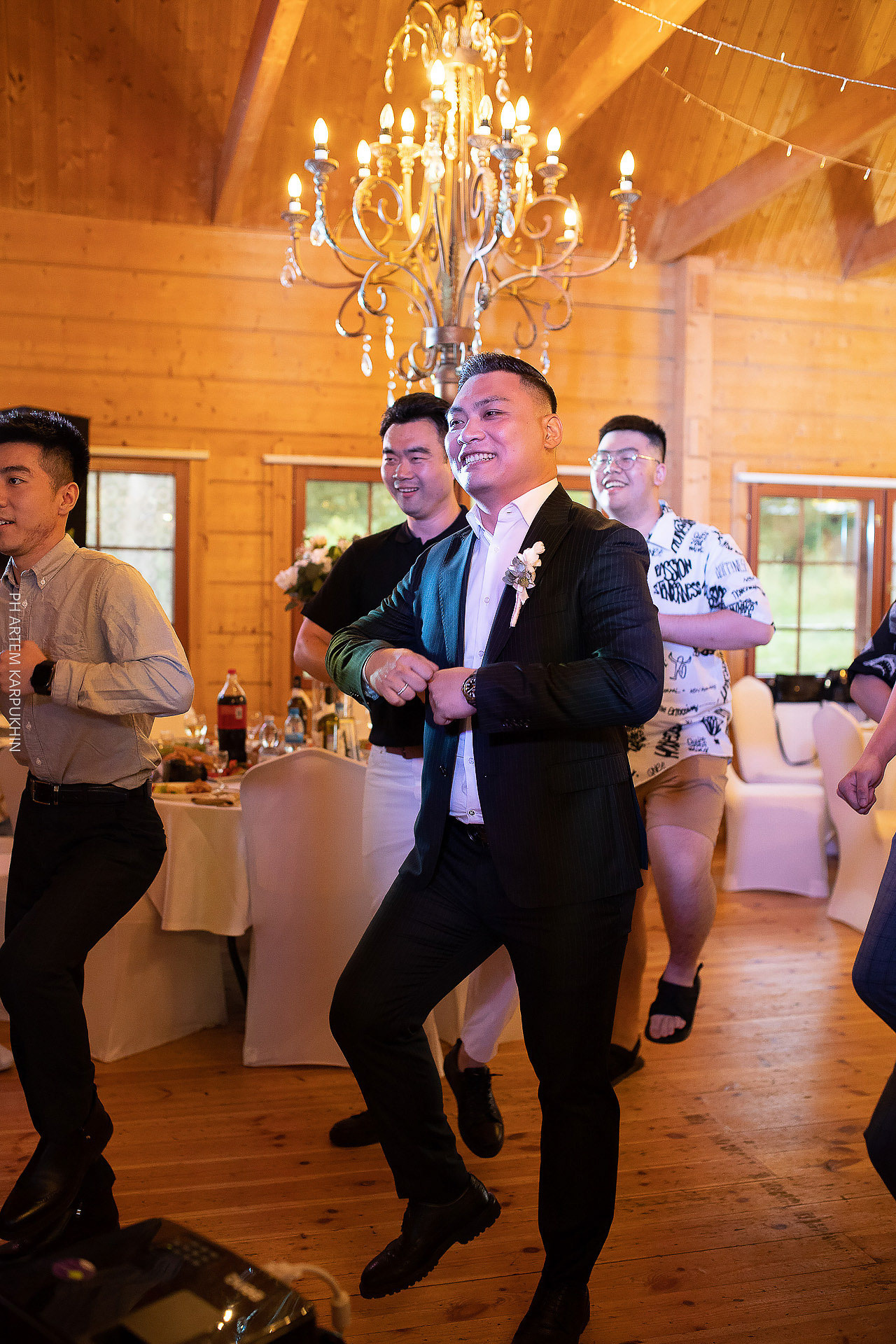 Свадебный день, фотограф в Выксе, база отдыха Металлург. Фотограф городских и семейных событий Артем Карпухин