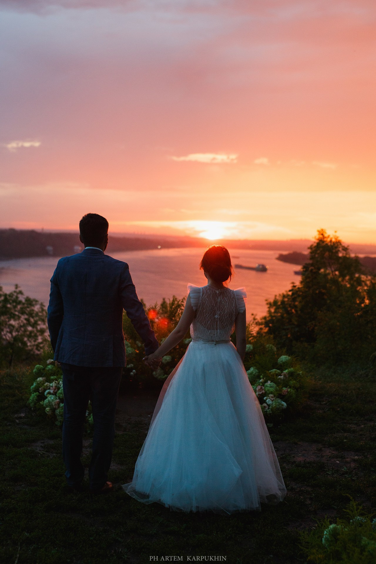 Даниил и Мария. Свадебный день. Август 2018. Фотограф городских и семейных событий Артем Карпухин