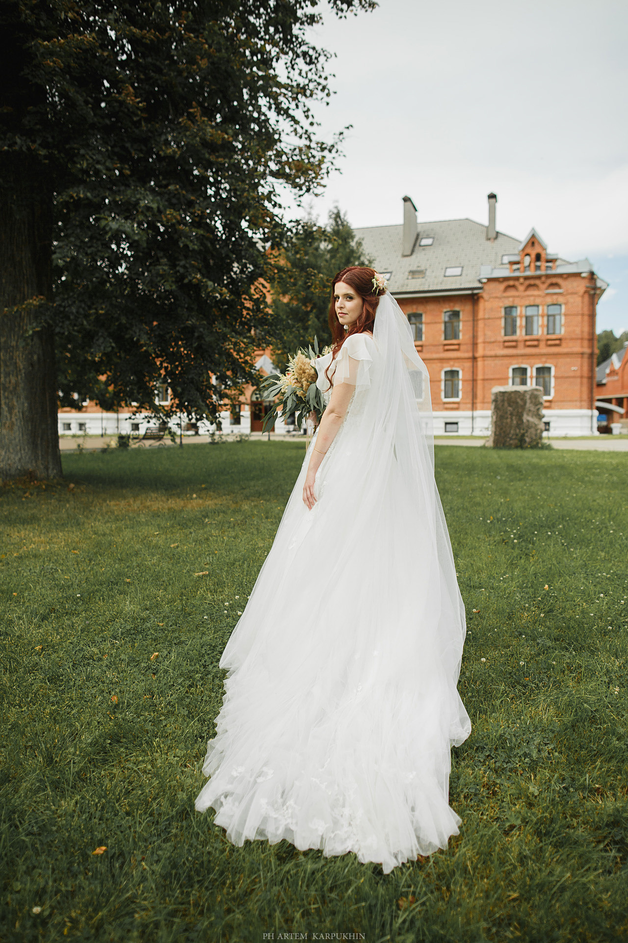 Артем и Настя. Свадебный день 2020. Фотограф городских и семейных событий Артем Карпухин