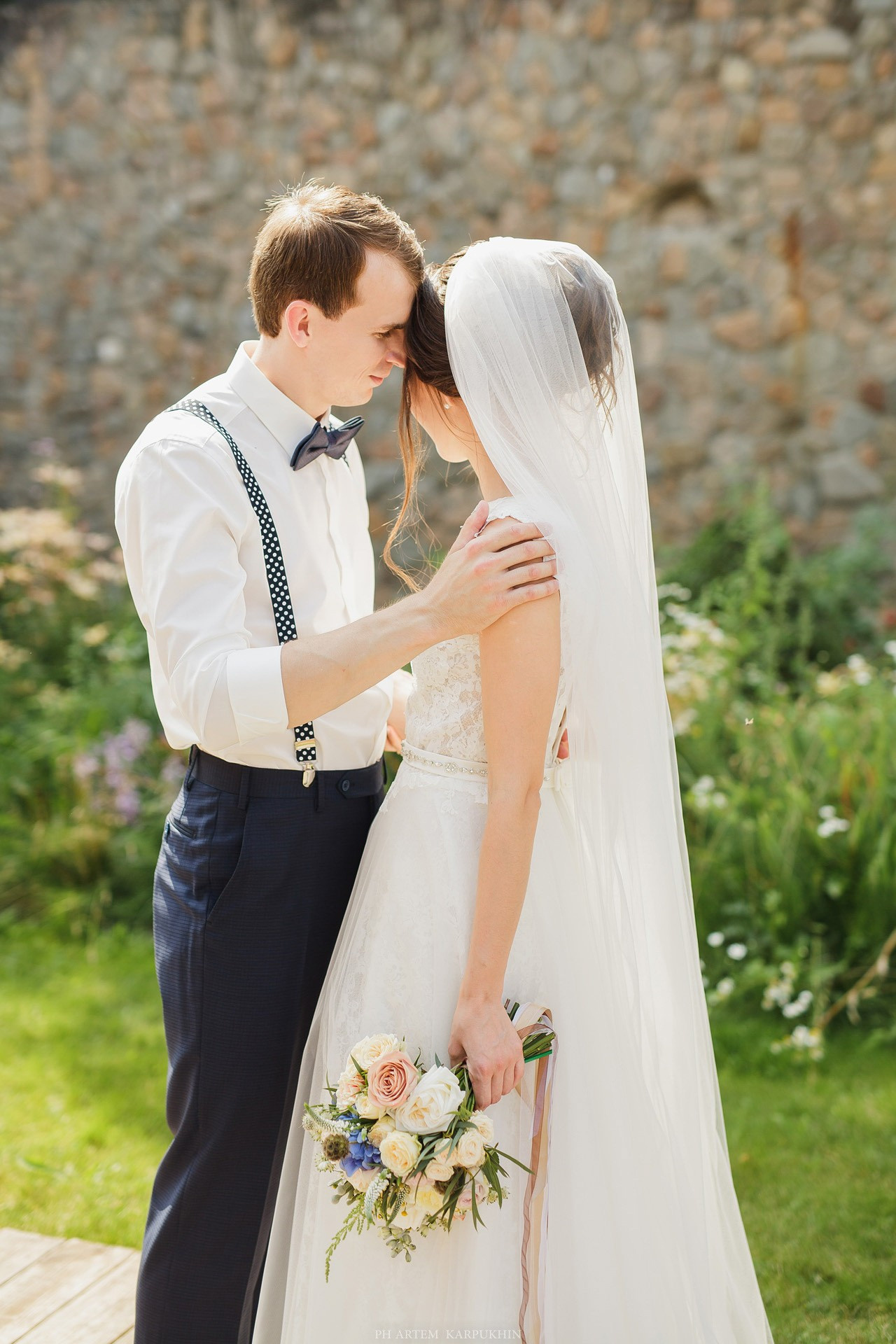 Вадим и Алена. Свадьба в Максимовке. Фотограф городских и семейных событий Артем Карпухин