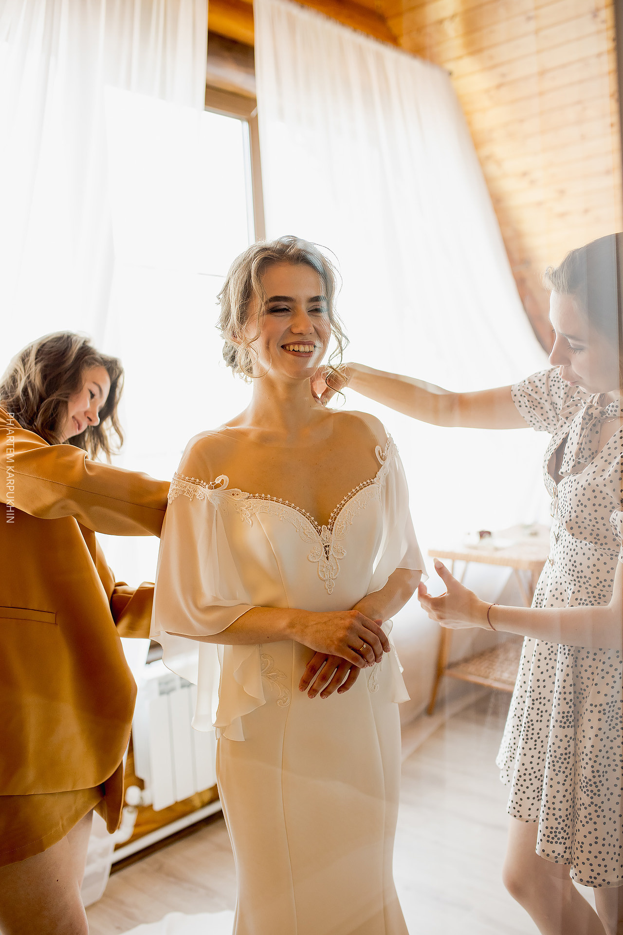 Свадебный день, фотограф в Муроме, Муромская слобода, Монти шатер. Фотограф городских и семейных событий Артем Карпухин