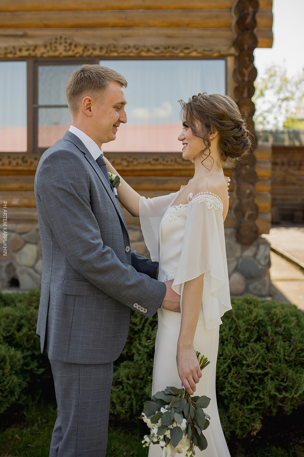 Свадебный день, фотограф в Муроме, Муромская слобода, Монти шатер. Фотограф городских и семейных событий Артем Карпухин