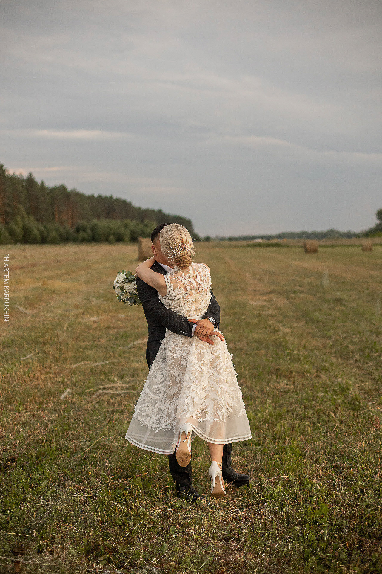 Свадебный день, фотограф в Выксе, база отдыха Металлург. Фотограф городских и семейных событий Артем Карпухин