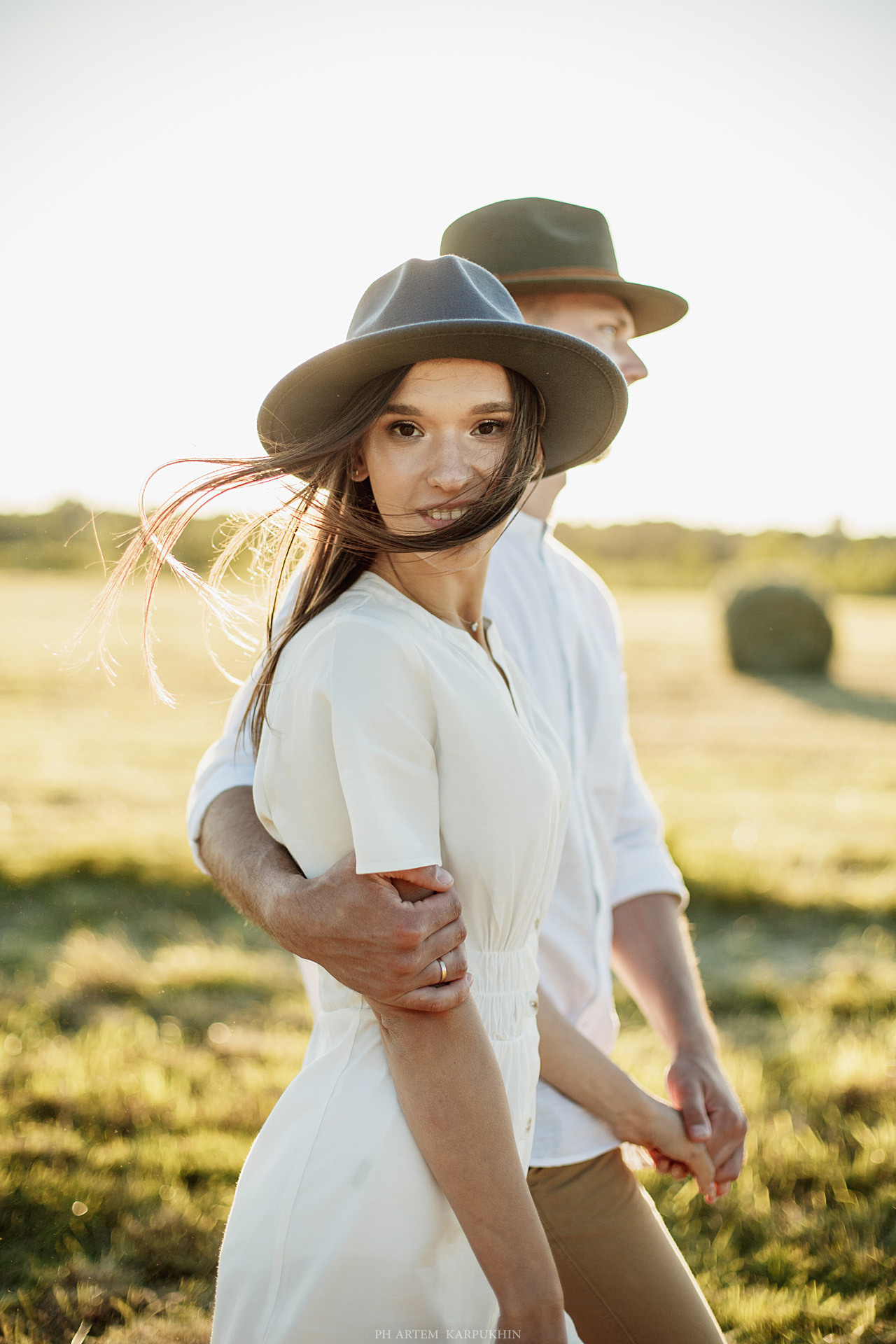 Дима и Надя. 2020. июнь. Прогулка. Фотограф городских и семейных событий Артем Карпухин