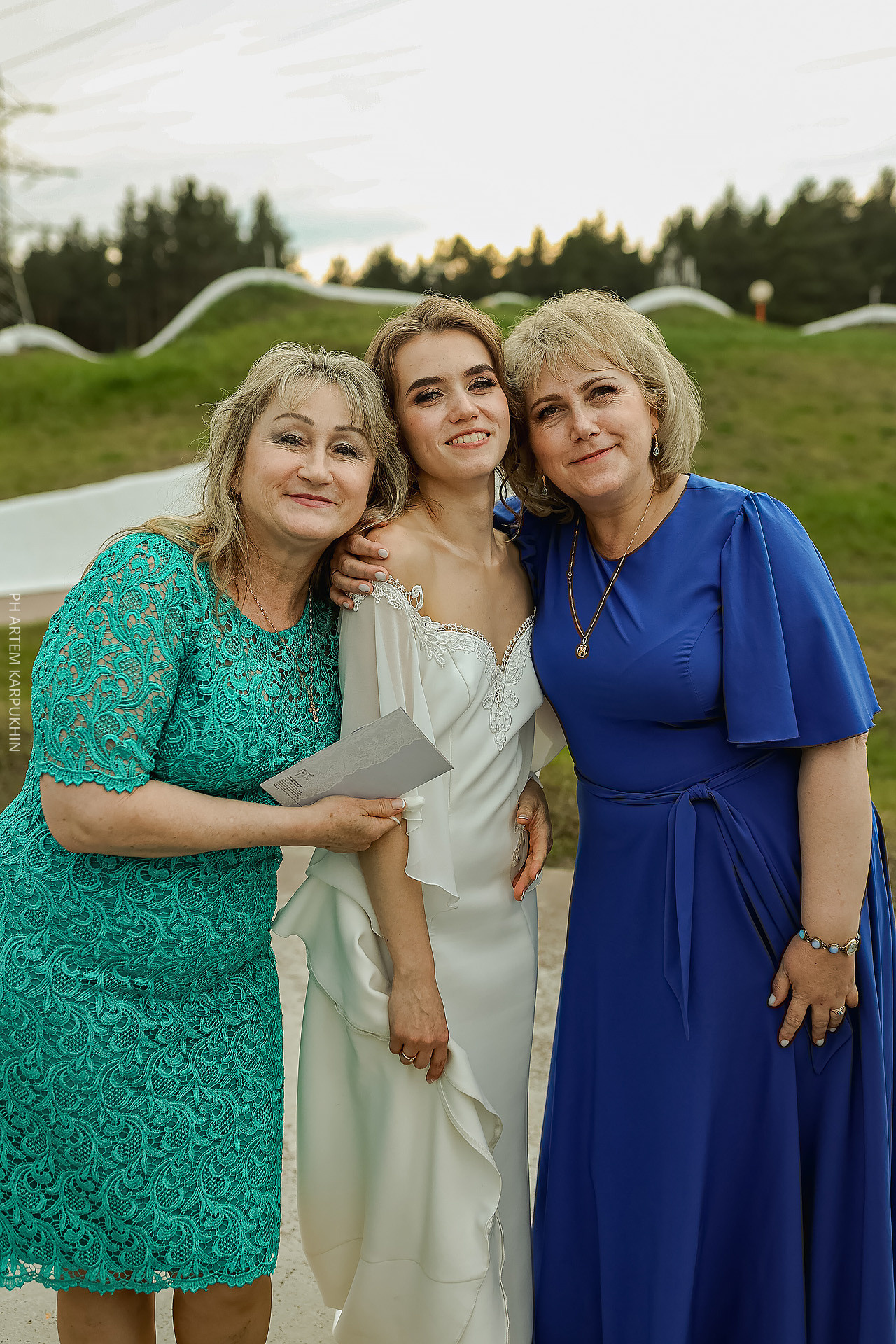 Свадебный день, фотограф в Муроме, Муромская слобода, Монти шатер. Фотограф городских и семейных событий Артем Карпухин