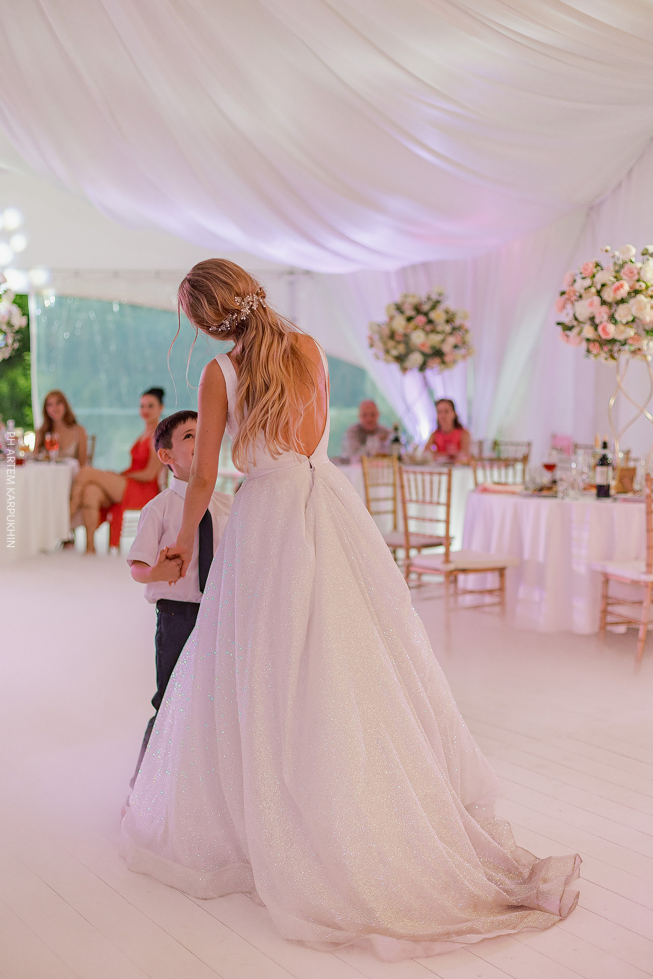 Свадебный день, фотограф в Арзамасе, Зименки парк. Фотограф городских и семейных событий Артем Карпухин