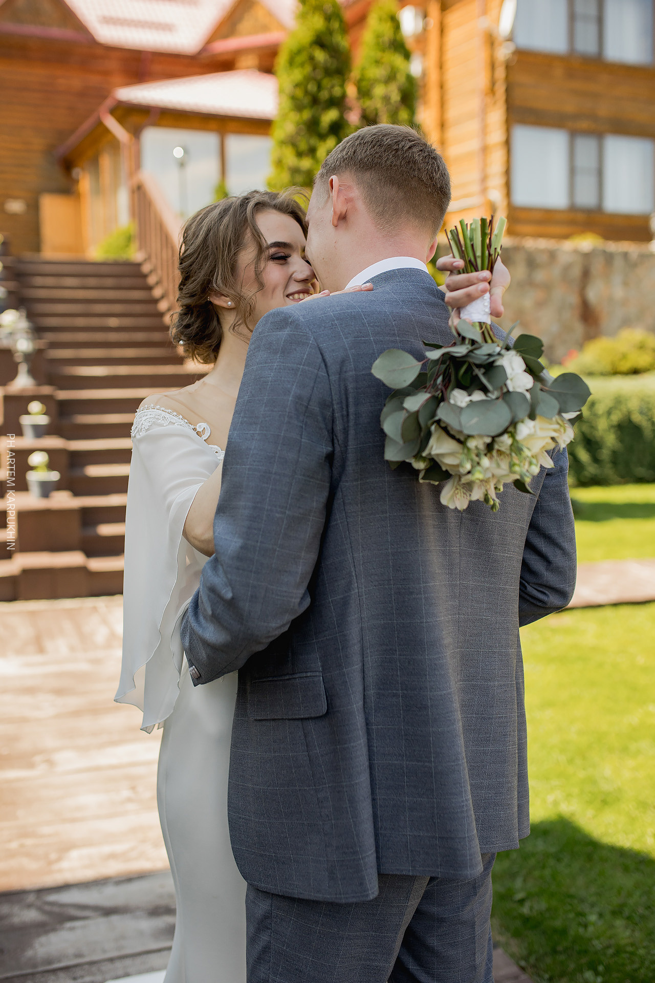 Свадебный день, фотограф в Муроме, Муромская слобода, Монти шатер. Фотограф городских и семейных событий Артем Карпухин