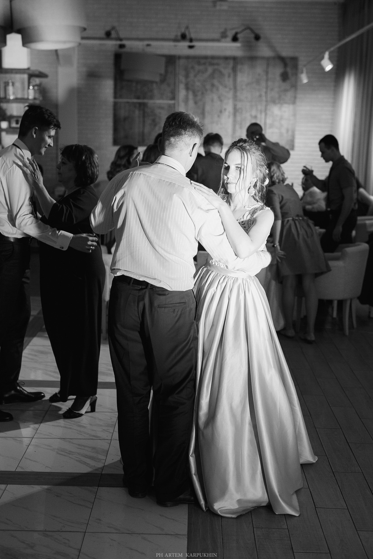 КостяВика осень 2017. Свадебный день. Фотограф городских и семейных событий Артем Карпухин