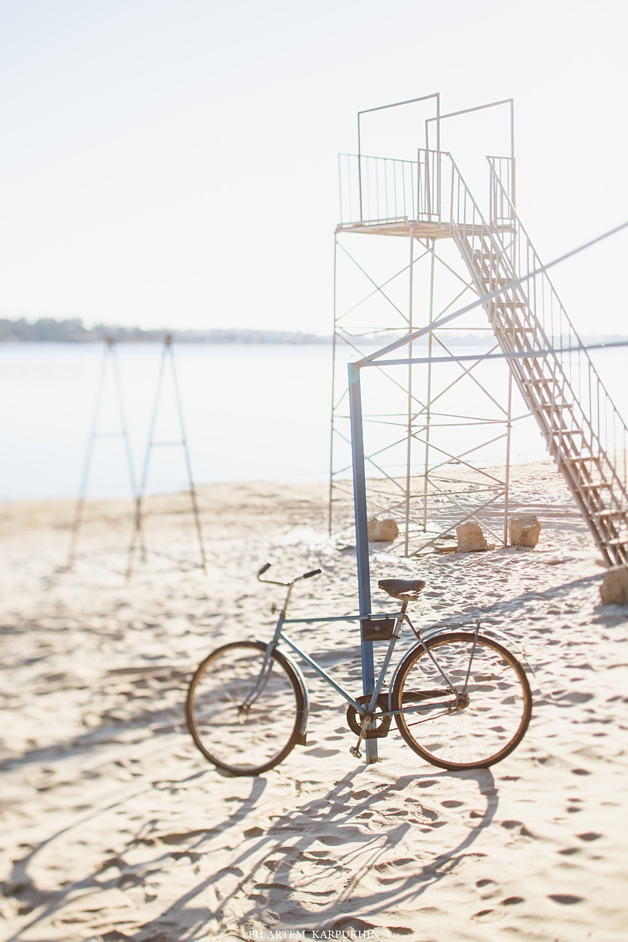 Оля и Женя. Холодный пляж. Фотограф городских и семейных событий Артем Карпухин
