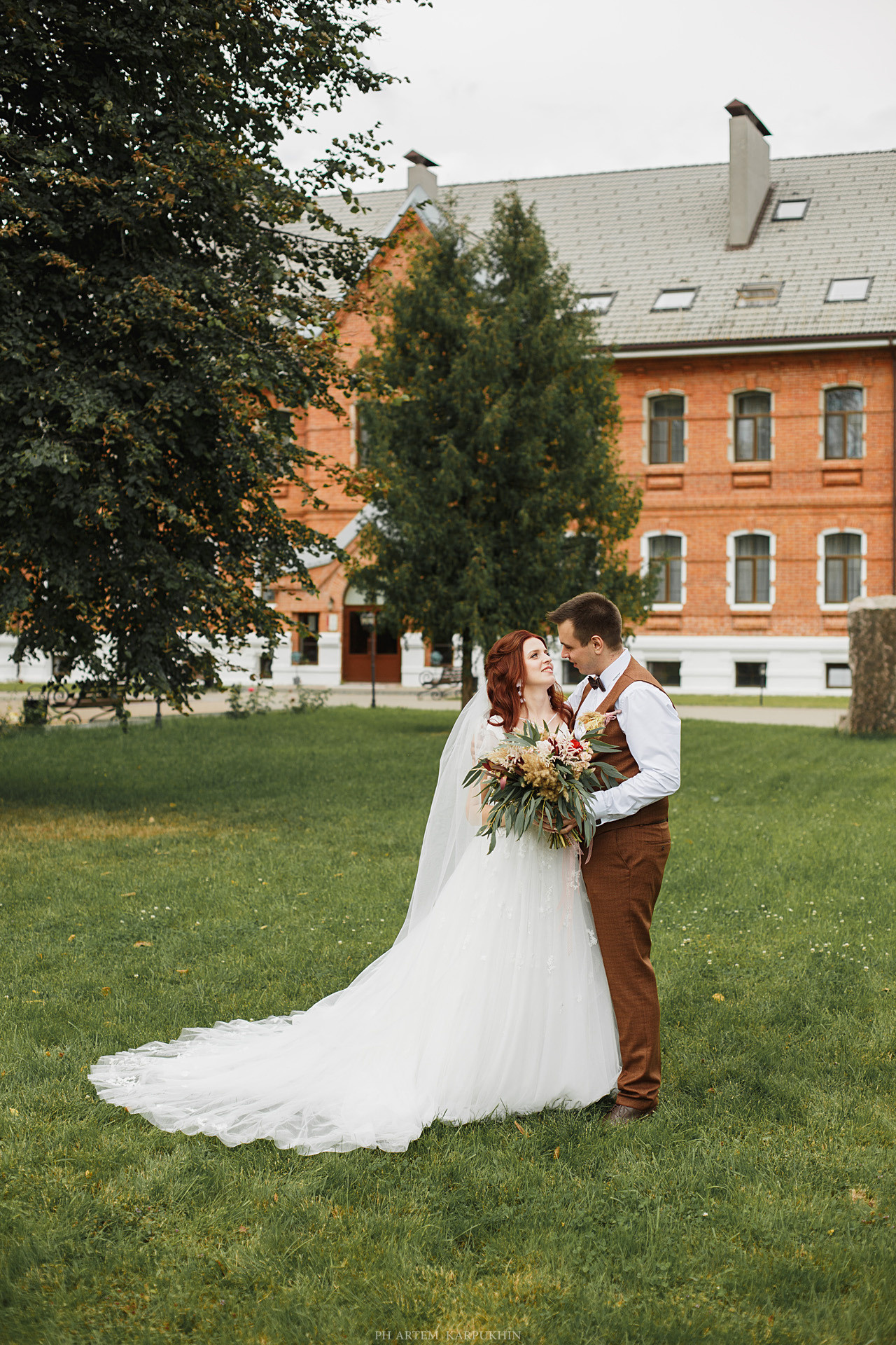 Артем и Настя. Свадебный день 2020. Фотограф городских и семейных событий Артем Карпухин