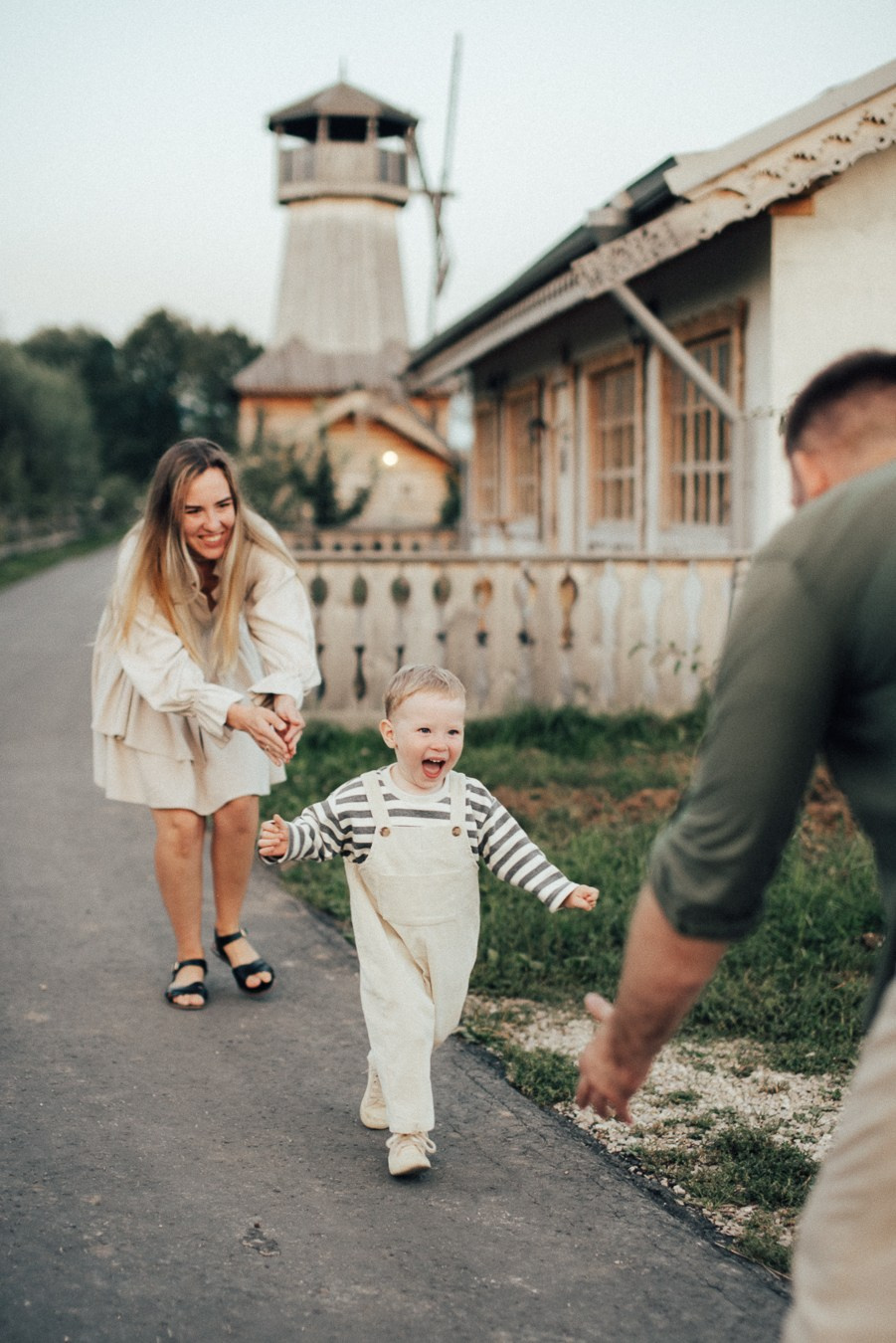 Саша, Настя, Арсений | на природе