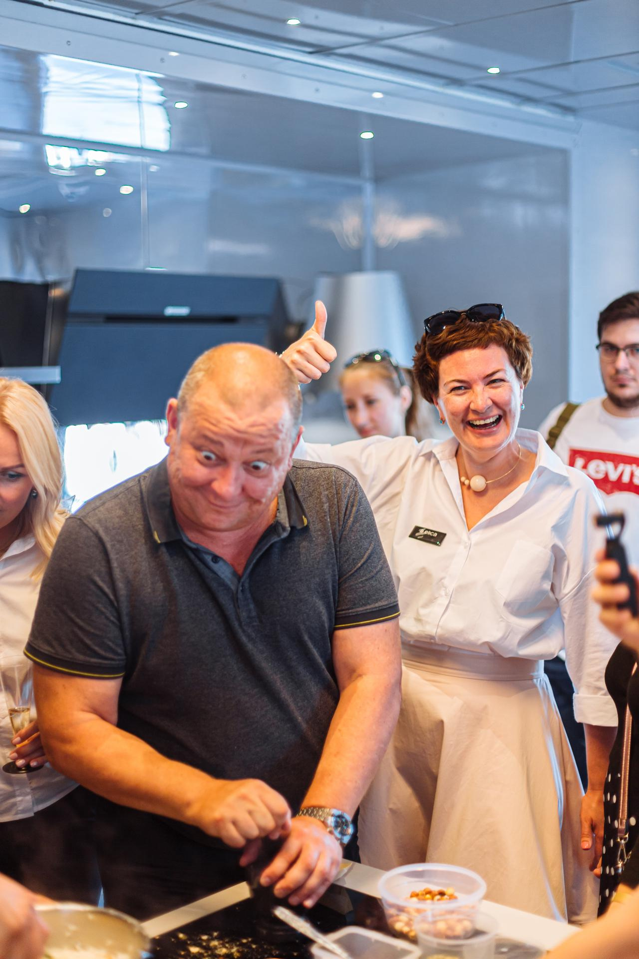 Новогодняя и корпоративная фотосъемка в Москве. Свадебный фотограф в Москве | Антон Матвеев