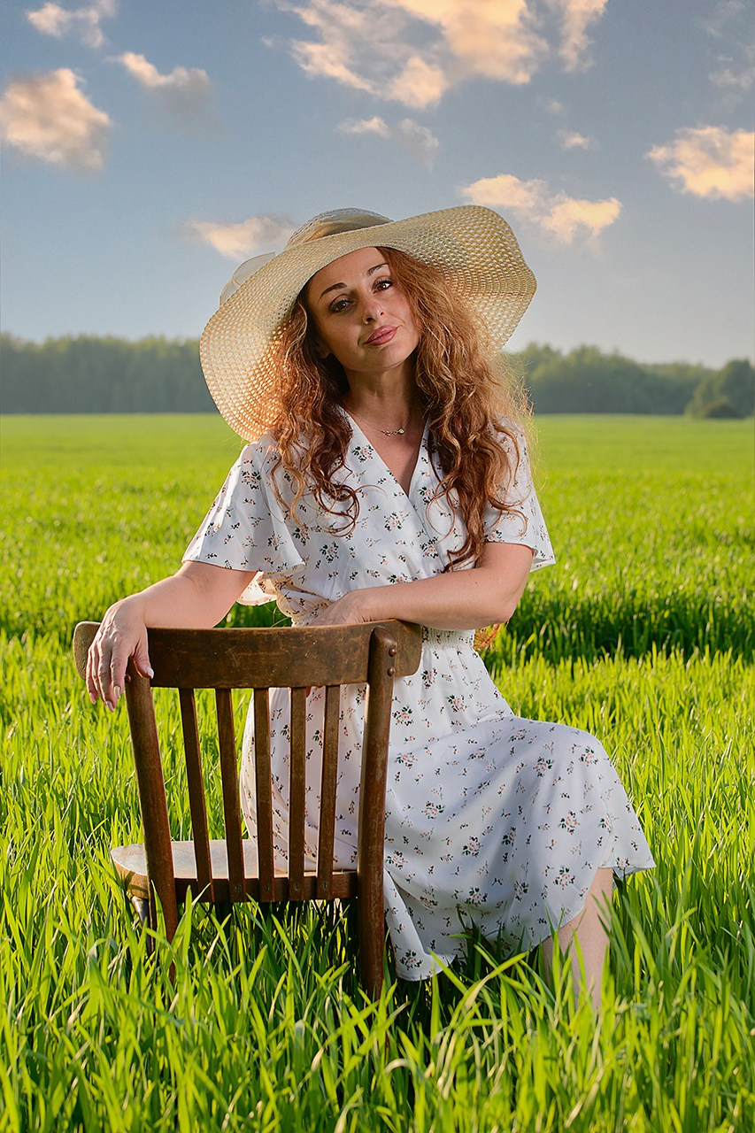 Женский портрет. Летняя прогулка. Фотограф в Юрьев-Польском. Владимире и области. Крышковец Владимир