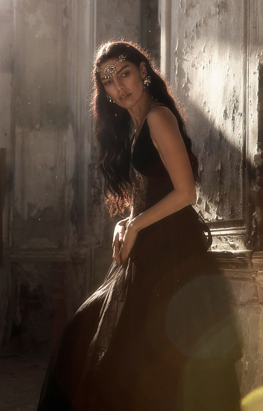 Ashes of the past. Главная