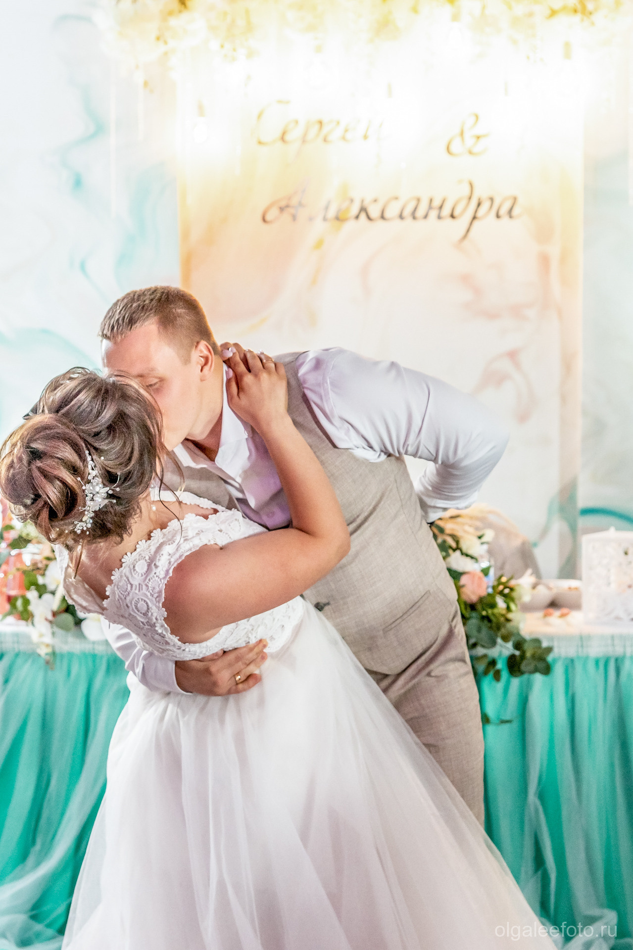 Сергей и Александра. Ольга Ли свадебный семейный фотограф Иркутск