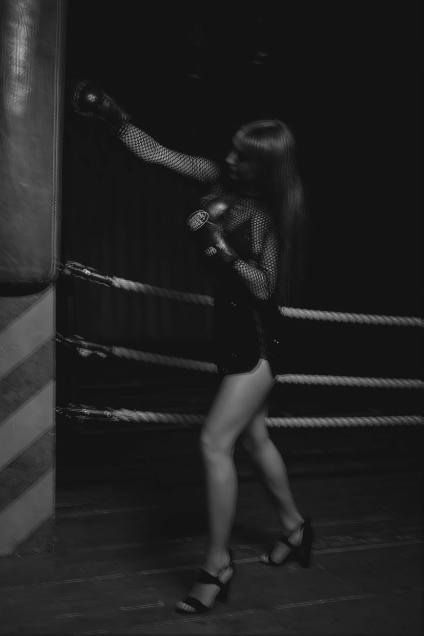 Необычная фотосессия в студии. Фотограф  Москва&Сочи Лазарева Вита