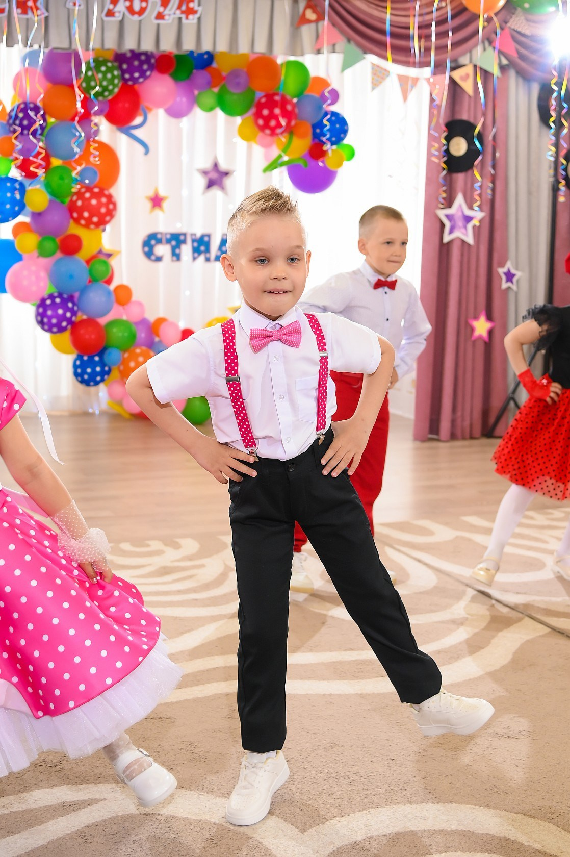 Выпускные в детсадах. Выпускные альбомы Искитим Бердск Новосибирск