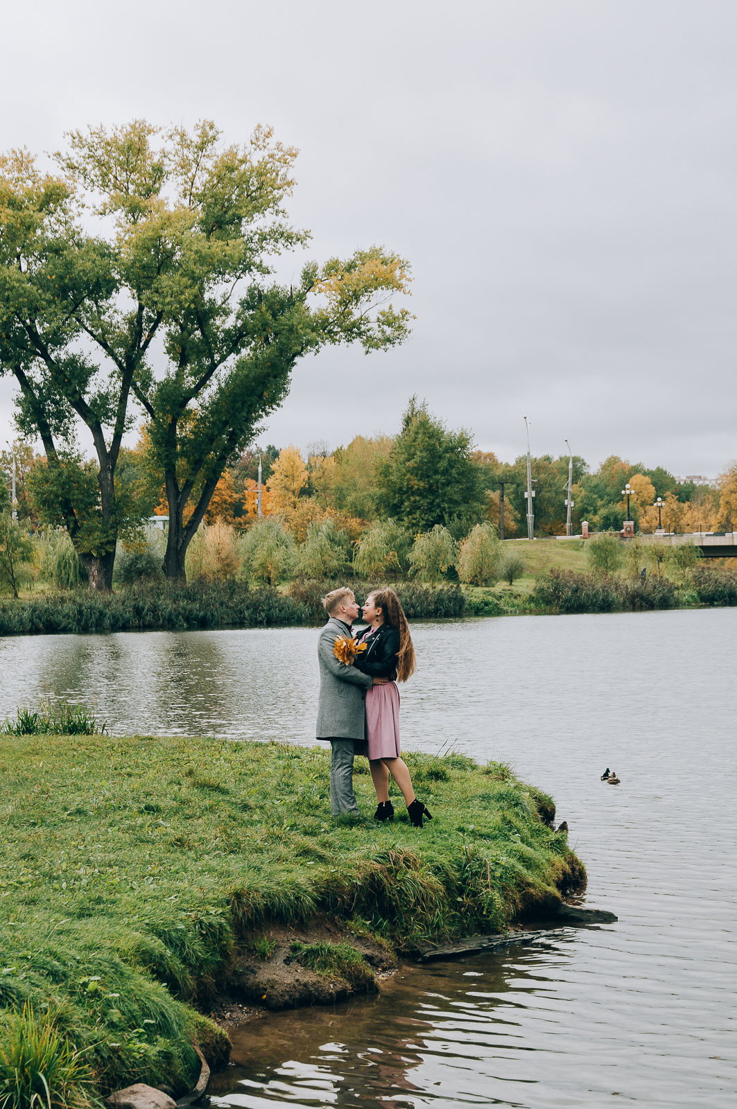 Autumn story_Илья & Оля. Свадебный и семейный фотограф в Минске Яна Новак