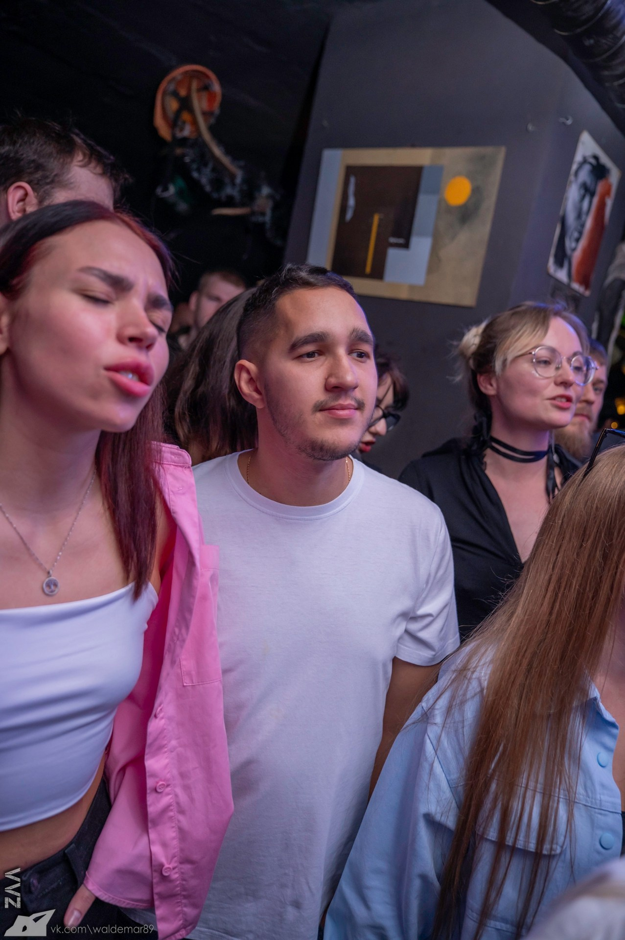 День рождения вокалиста группы Cookie's Band в баре «Дело Не В Тебе». Фотограф в Красноярске Владимир З