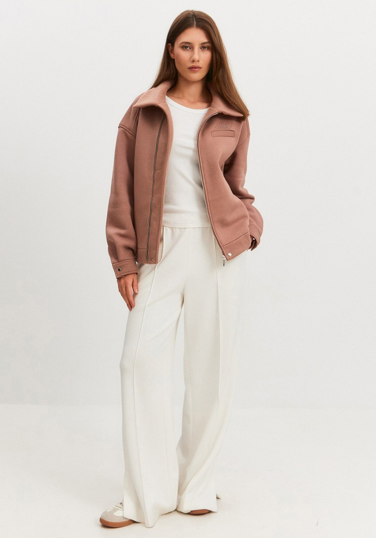 Модельная фотосъемка для МАIВЕRG. Портретный и репортажный фотограф в Казани