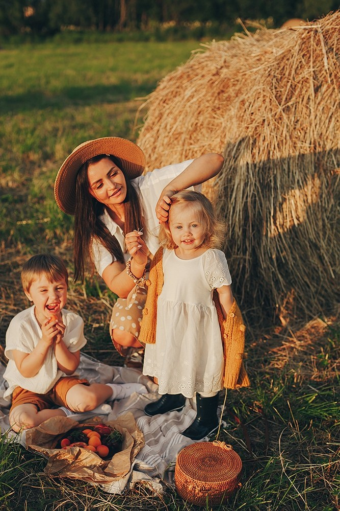 Фотосессия со стогами сена. Фотограф Евгения Мальцева, Архангельск