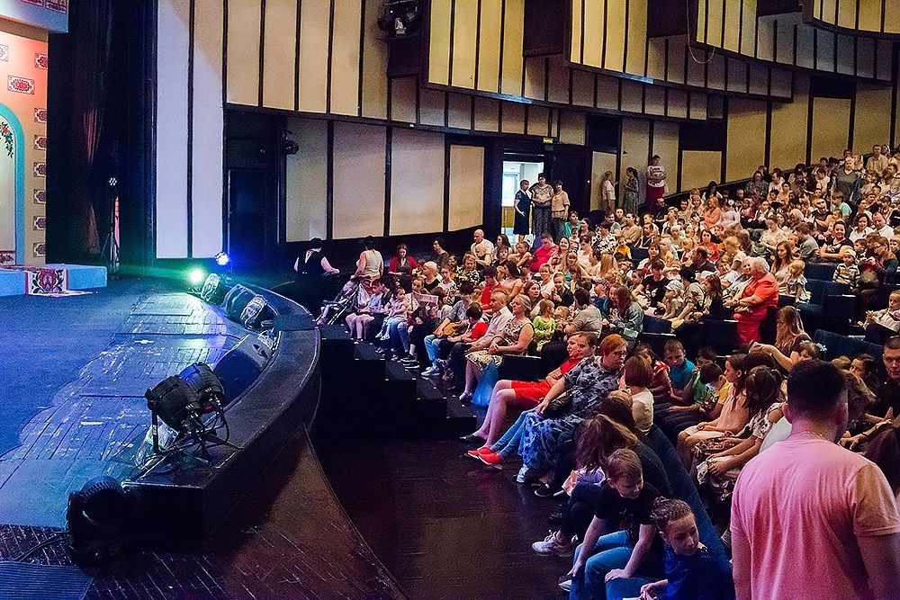 Благотворительный показ ТЮЗ. Детский и семейный фотограф, фотограф мероприятий Нижний Новгород