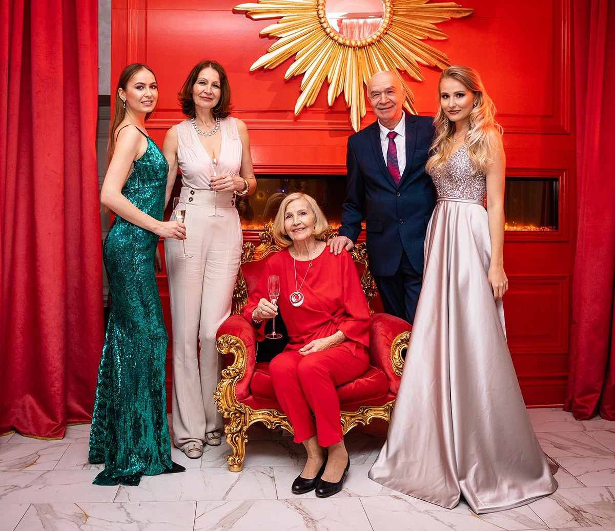 Торжество. Фотограф Савин Стас