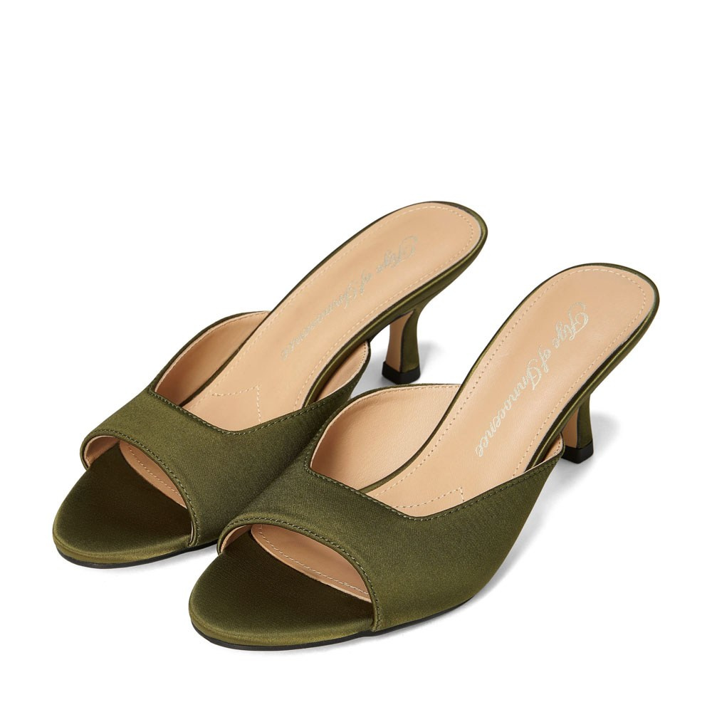 Предметная съемка для бренда AGE OF INNOCENCE